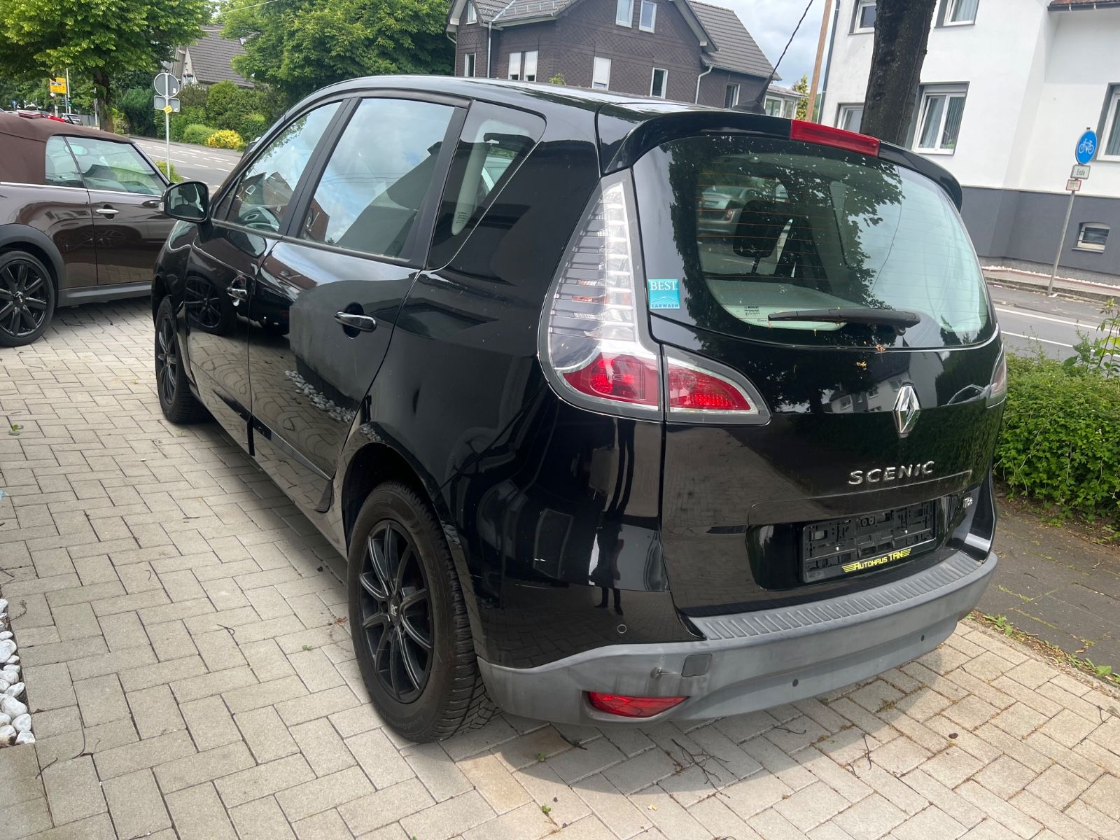 Fahrzeugabbildung Renault Scenic III Paris