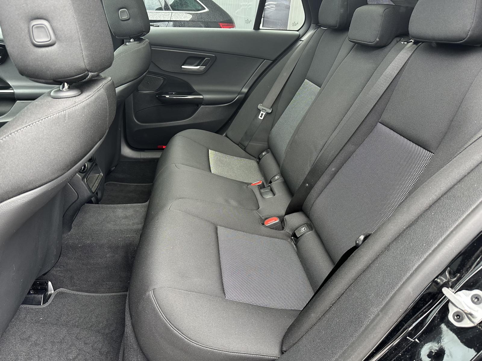Mercedes-Benz C-Class T Avantgarde NAV+LED+KAM+PANO+AHK+VCOCKPIT, миниатюра 11