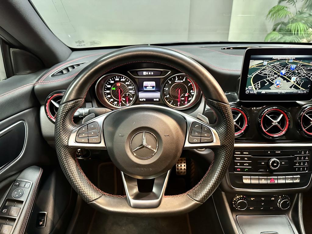 Mercedes-Benz CLA 45 AMG