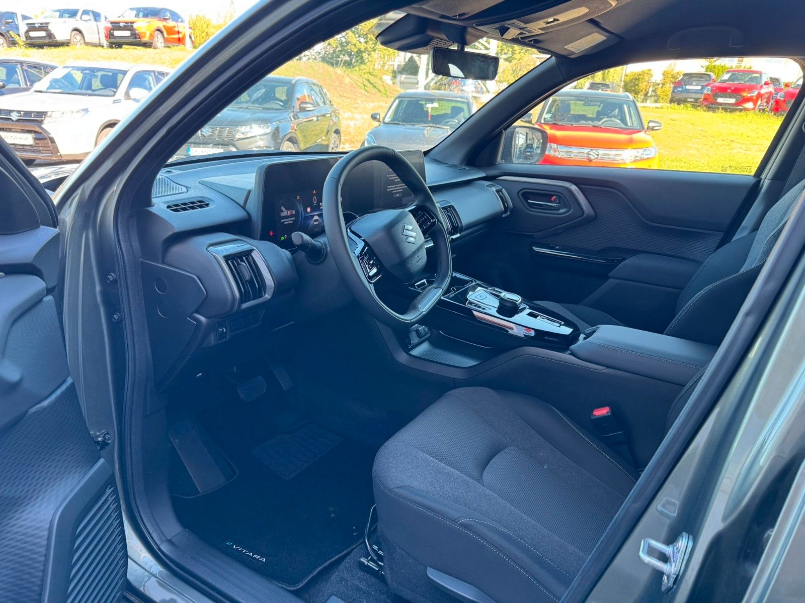 Suzuki e Vitara - Bild 17