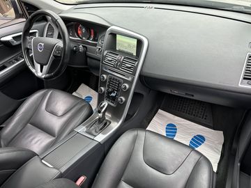 Volvo XC60 - 8