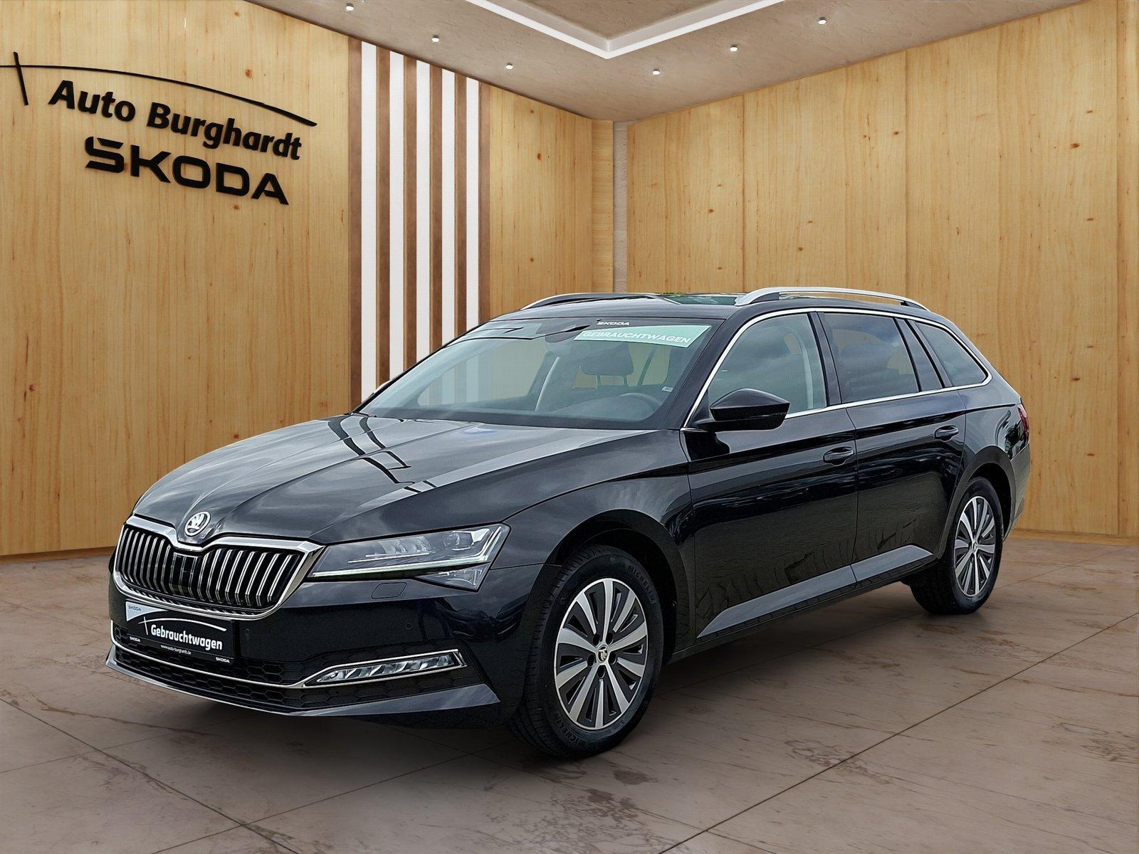 Skoda Superb Combi 2.0 TDI DSG Style*AHK,LED,NAVI,CarP