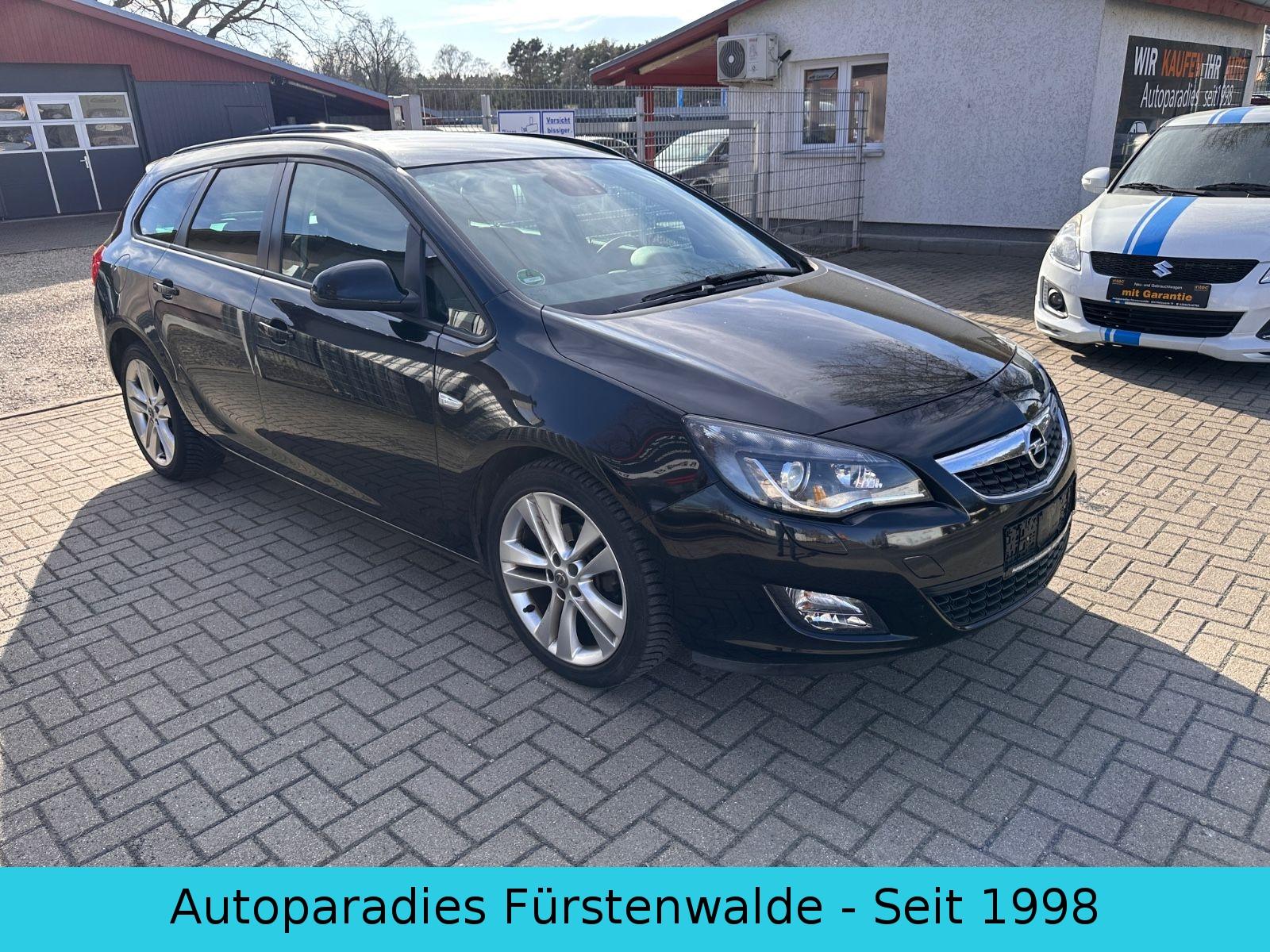 Opel Astra J Sports Tourer Design Edition/    1.4 Ltr