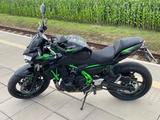 Kawasaki Z650 - KAWASAKI STREETFIGHTER
