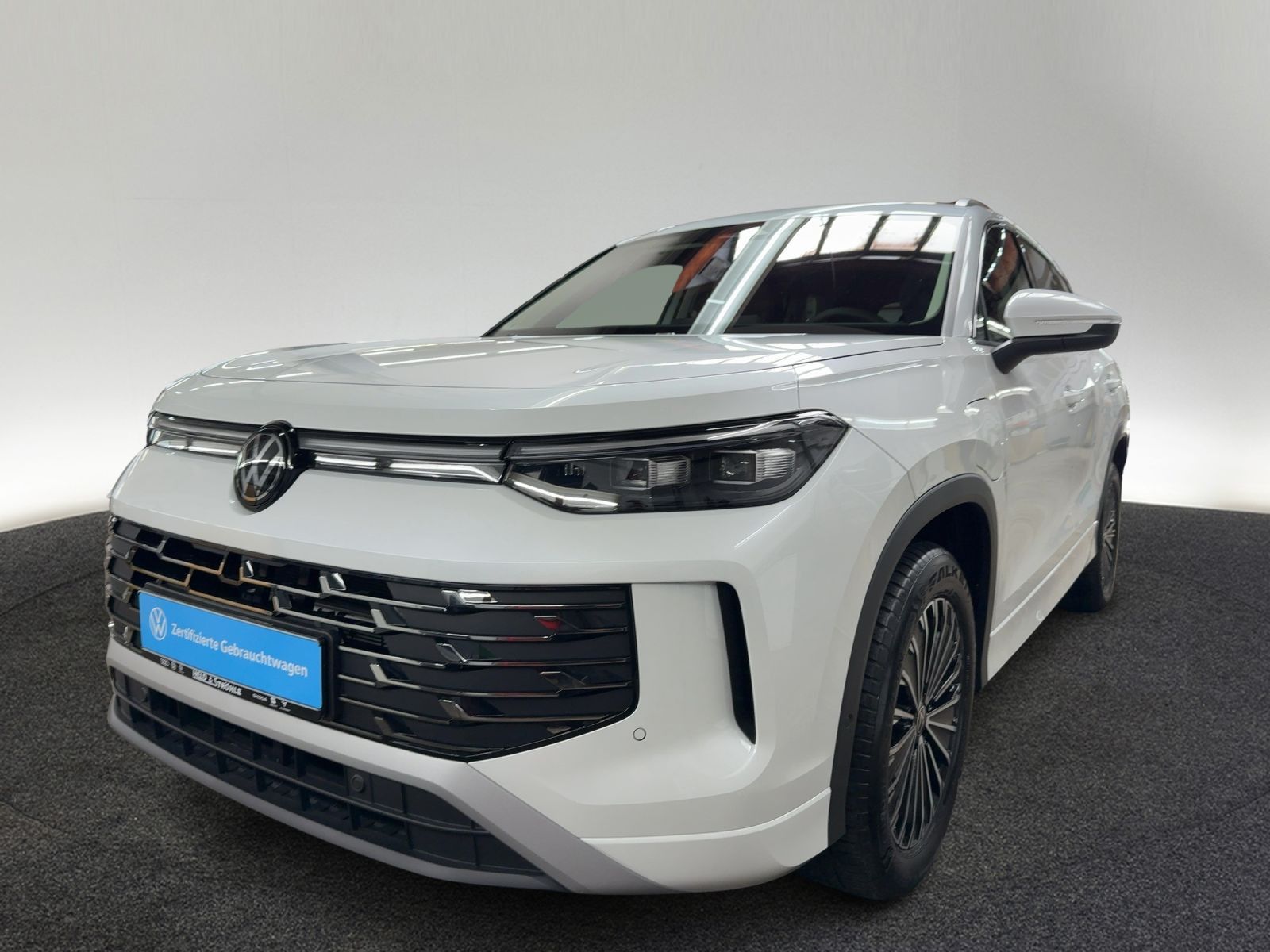 Volkswagen Tayron Elegance eHybrid AHK LED NAVPRO KAM HuD foto 2