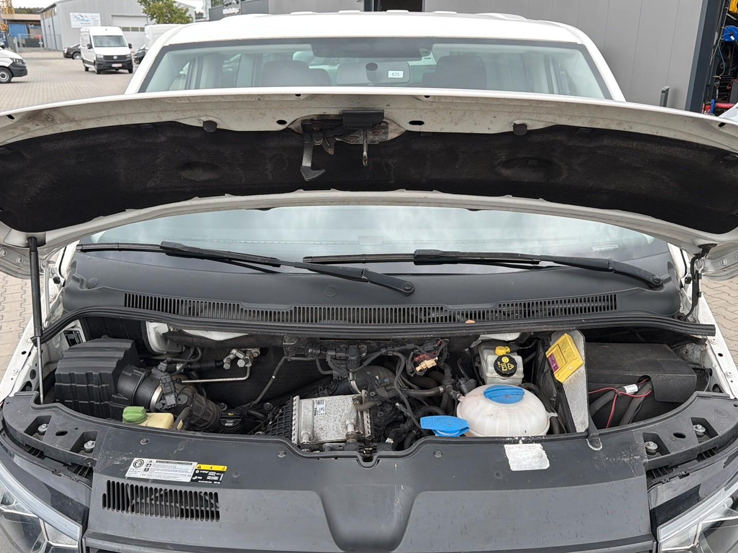 VOLKSWAGEN T6 2.0 TDI 150CH - BVM - ATTELAGE - RÉGULATEUR DE VITESSE - SIÈGES CHAUFFANTS