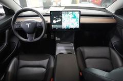 Fahrzeugabbildung Tesla Model 3 PERFORMANCE DUAL-MOTOR NAVI/LED/PILOT+