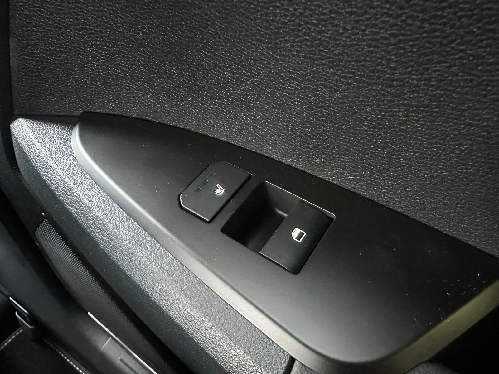 Fahrzeugabbildung Kia Sportage 1.6T 2WD VISION KOM MT