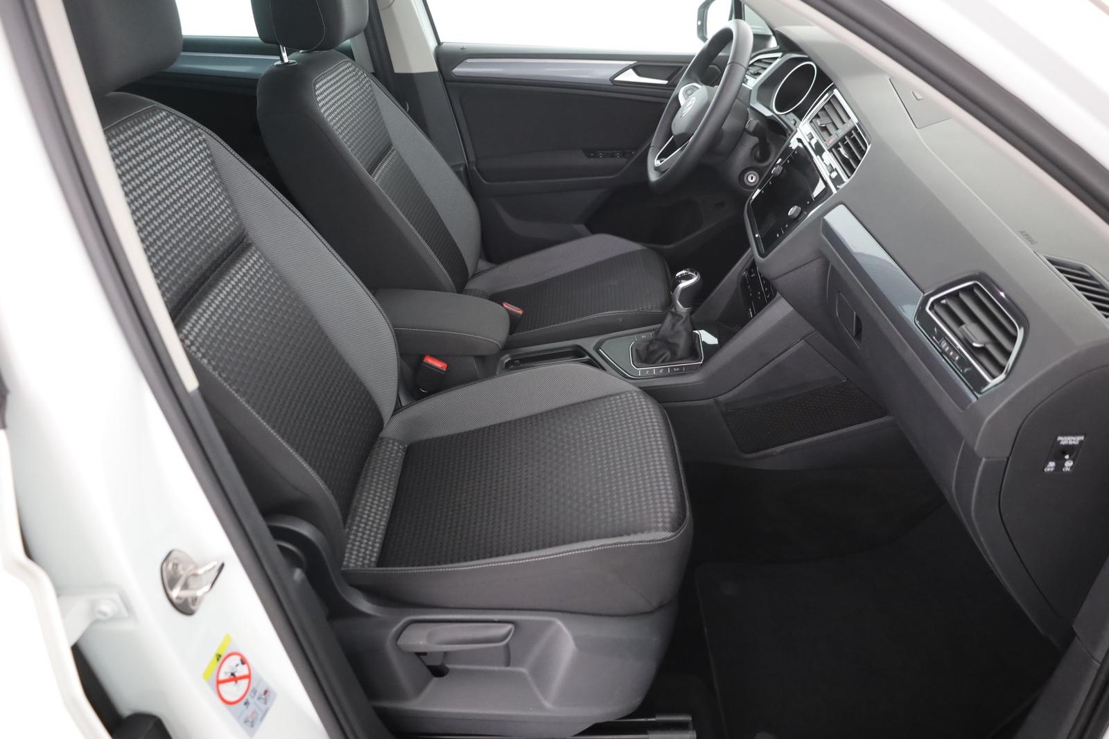 Volkswagen Tiguan 1.5 16V TSI Active LED Navi Totwinkel ACC, миниатюра 23