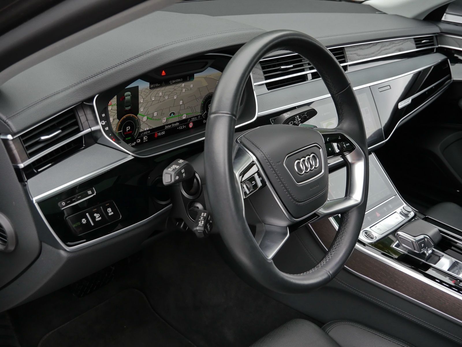 Audi A8 - Bild 19