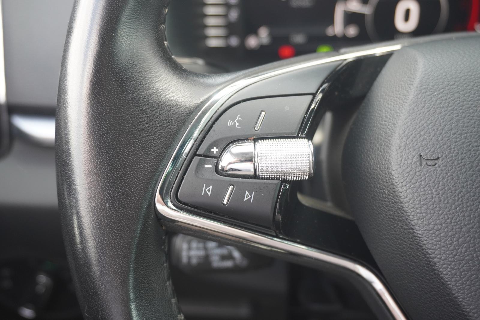 Skoda Karoq 1.5 TSI DSG LED Navi Kamera VC SHZ Temp, миниатюра 17