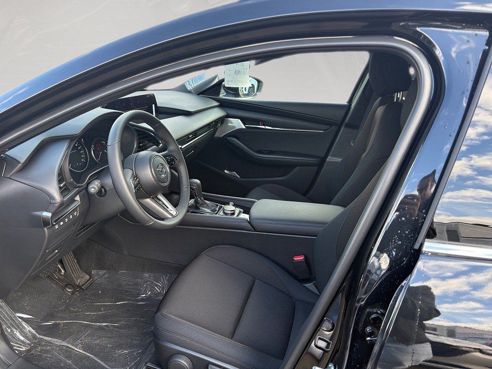 Fahrzeugabbildung Mazda 3 2.5i 140PS A/T Exclusive