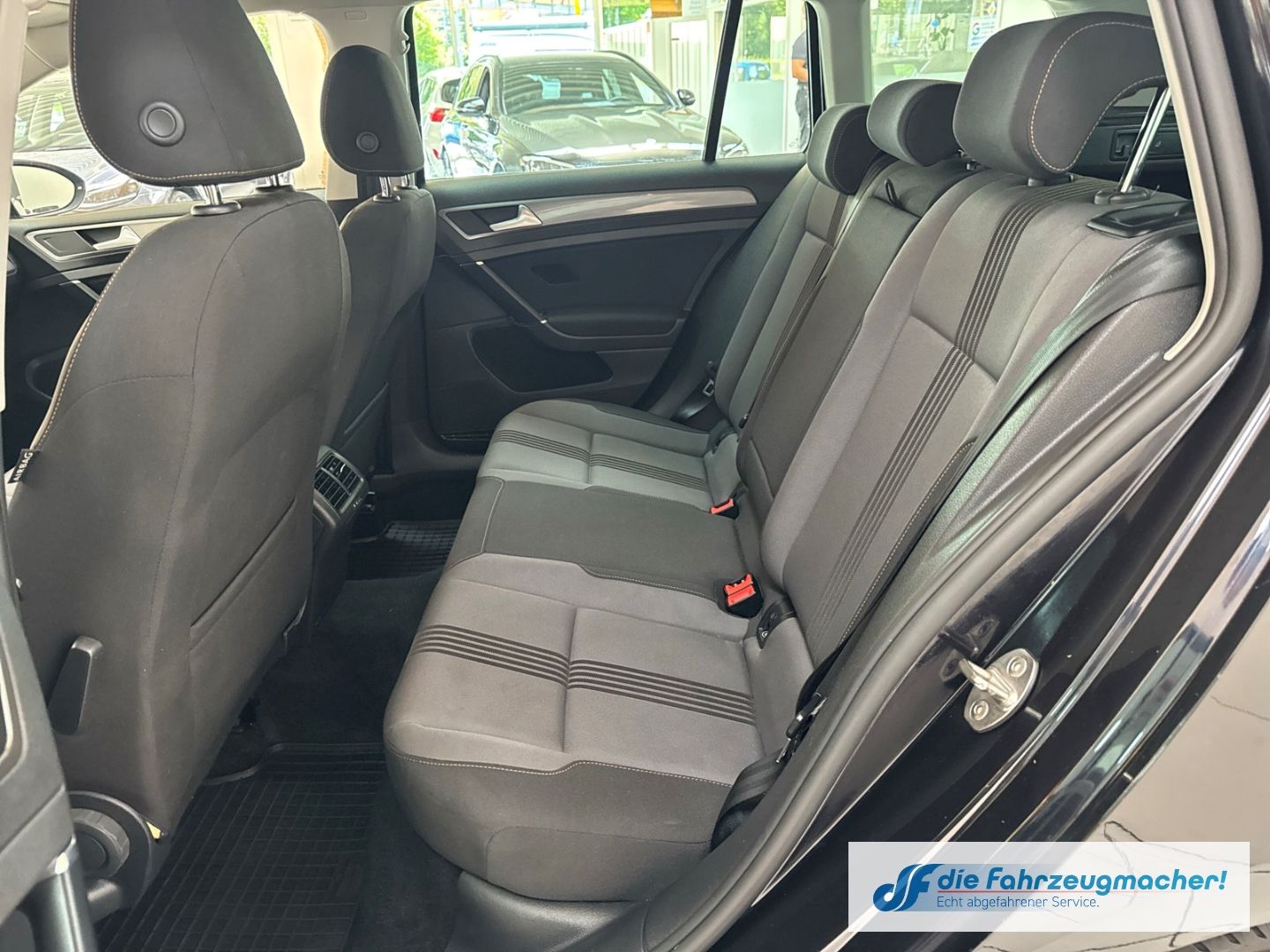 Fahrzeugabbildung Volkswagen Golf VII Variant Allstar BMT 1.4 TSI Sperrdiff.