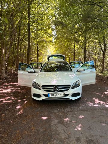 MERCEDES-BENZ C 400 4MATIC T Autom. -