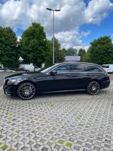 Mercedes-Benz E 400 d Garantie 4MATIC  AMG Line  - Mercedes-Benz E 400 in Duisburg