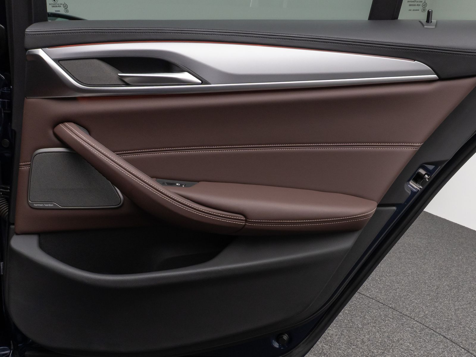 Fahrzeugabbildung BMW 520d xD Panorama Massage HUD H/K Individual-Voll