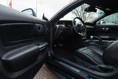 Fahrzeugabbildung Ford Mustang Bullitt Fastback*Edelbrock*