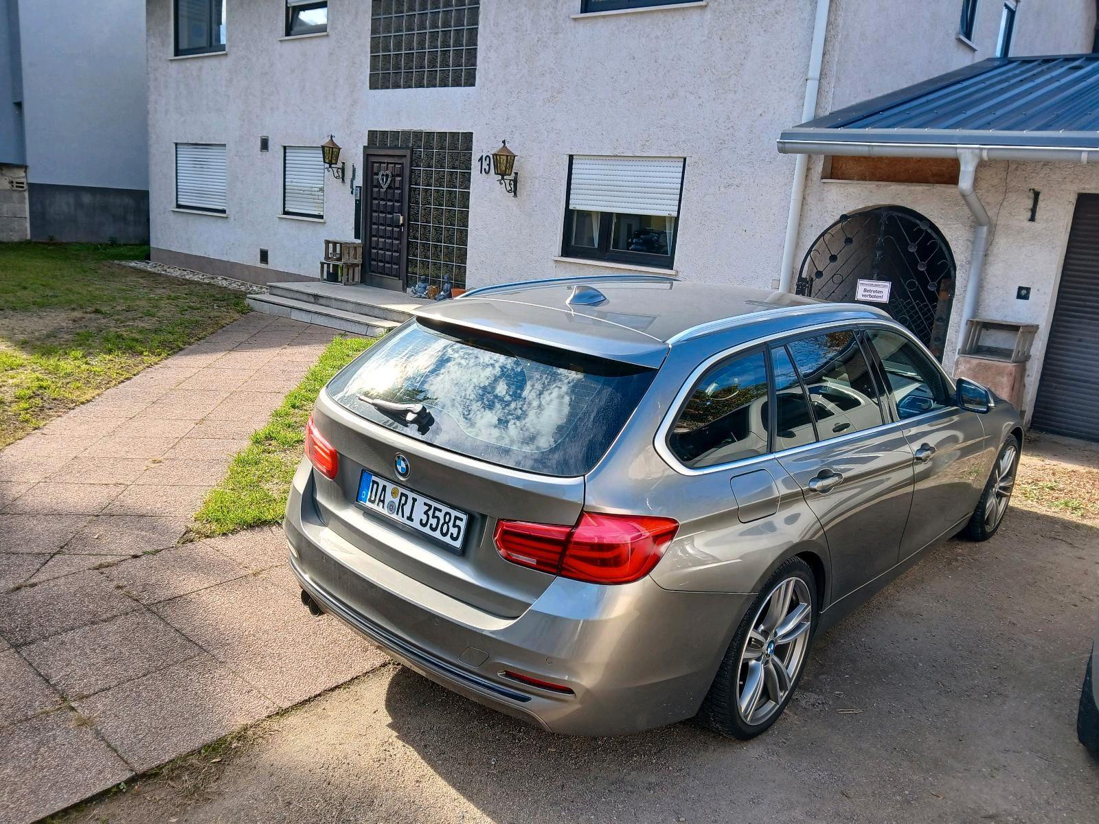 BMW 320 2015 — interior