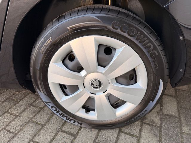 Fabia Combi Ambition AHK;PDC;CLIMATRONIC