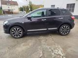 Nissan Qashqai I-Way - Nissan Qashqai i-Way mit Benzin-Antrieb