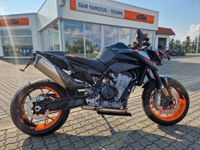 KTM Duke 790 GM-Edition Black  ab 1,9% eff.Z Akra