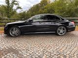 Mercedes-Benz E 400 d4M/AMG/Airm/Distr. - Mercedes-Benz E 400 mit Diesel-Antrieb