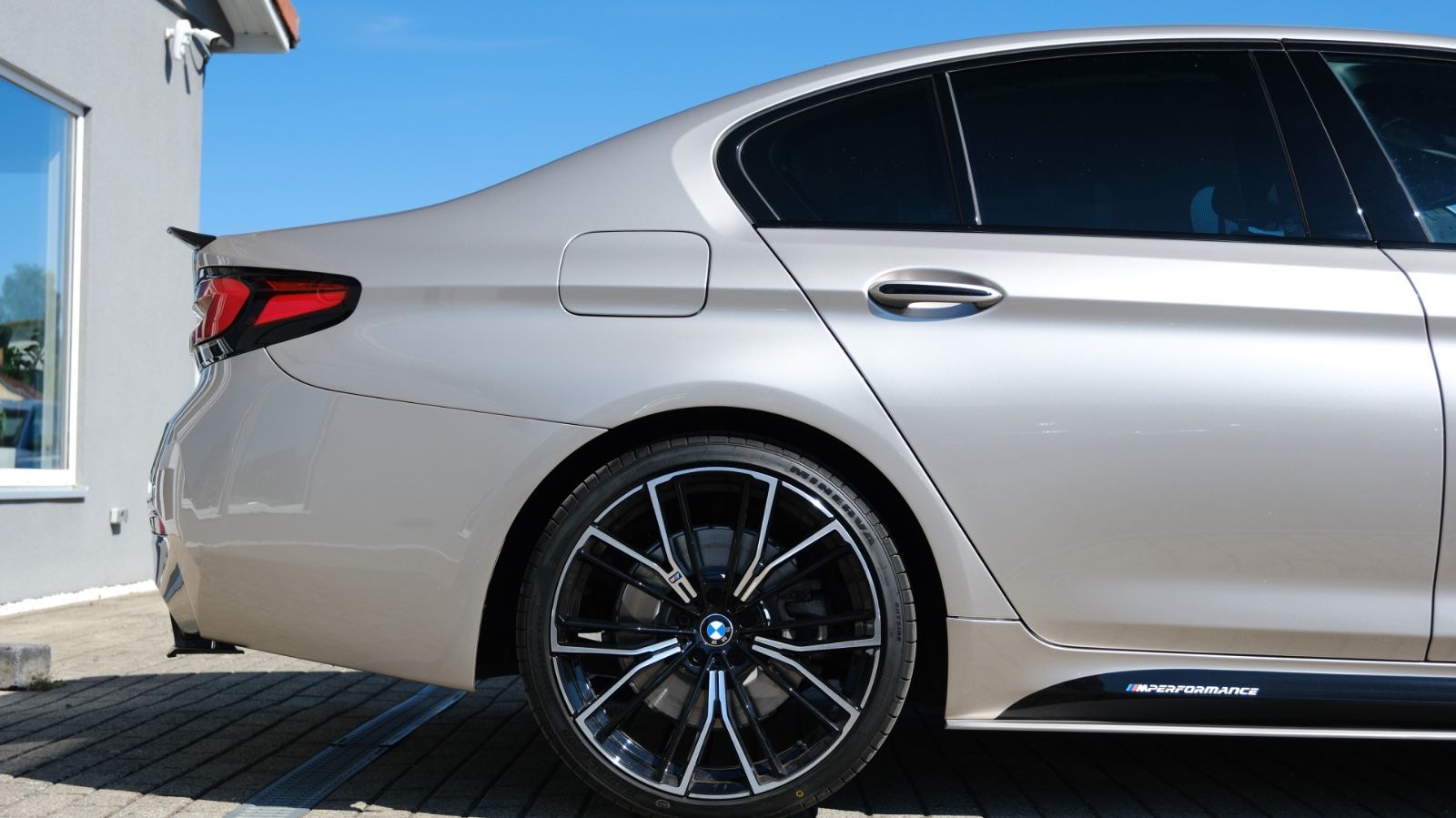 BMW 540i  M.pak M-Perf  Lci Lacer Look foto 6