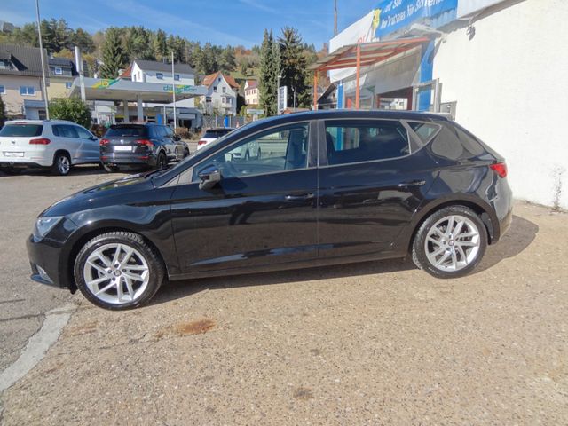 Fahrzeugabbildung Seat Leon Style/Automatik/1.Hd/Navi/PDC/80TKM/