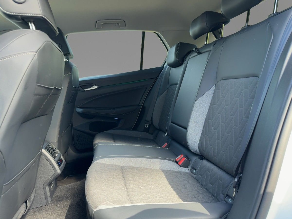 Volkswagen Golf - Bild 10