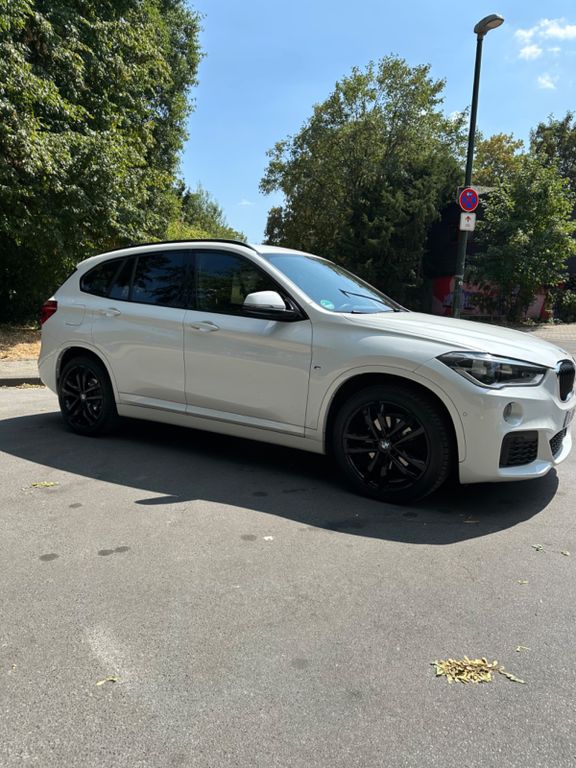 Image of BMW X1