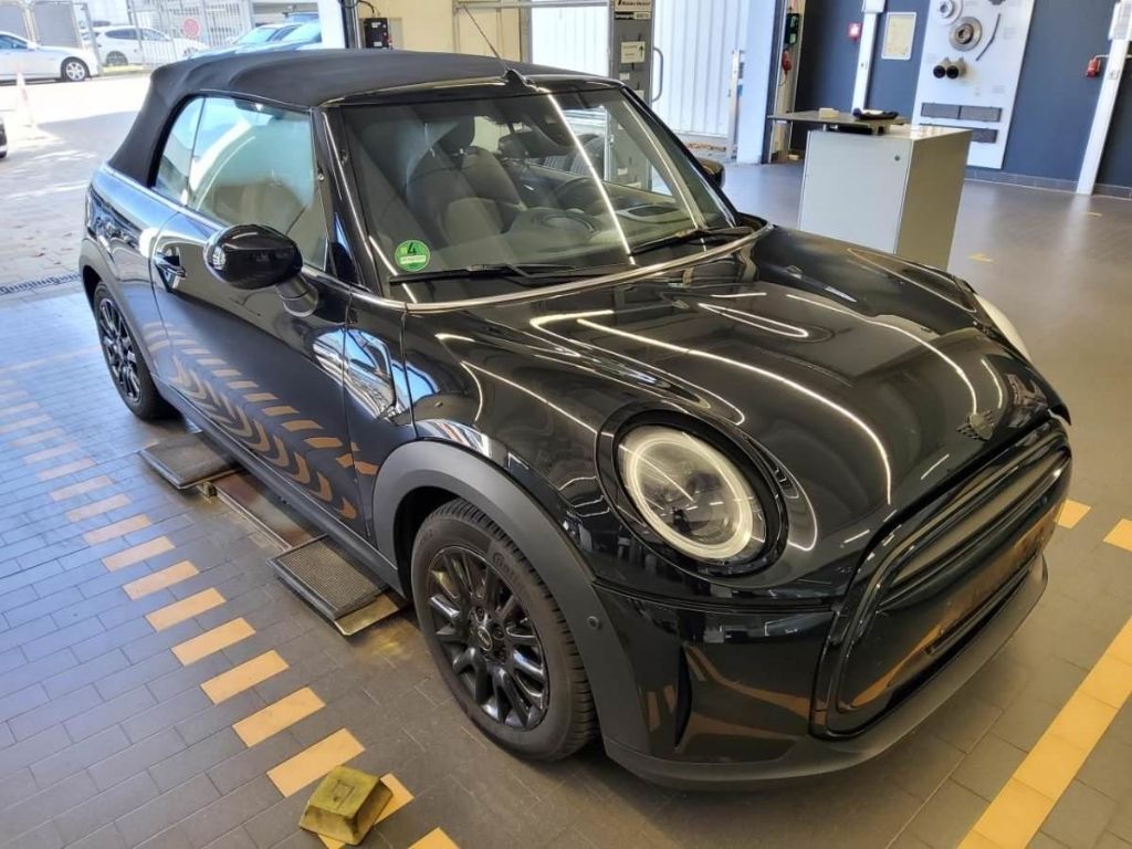 MINI Cooper Cabrio 2023
