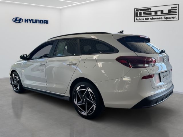 Fahrzeugabbildung Hyundai i30 FL Kombi (MY25) 1.5 T-GDI N LINE Sitz-Paket