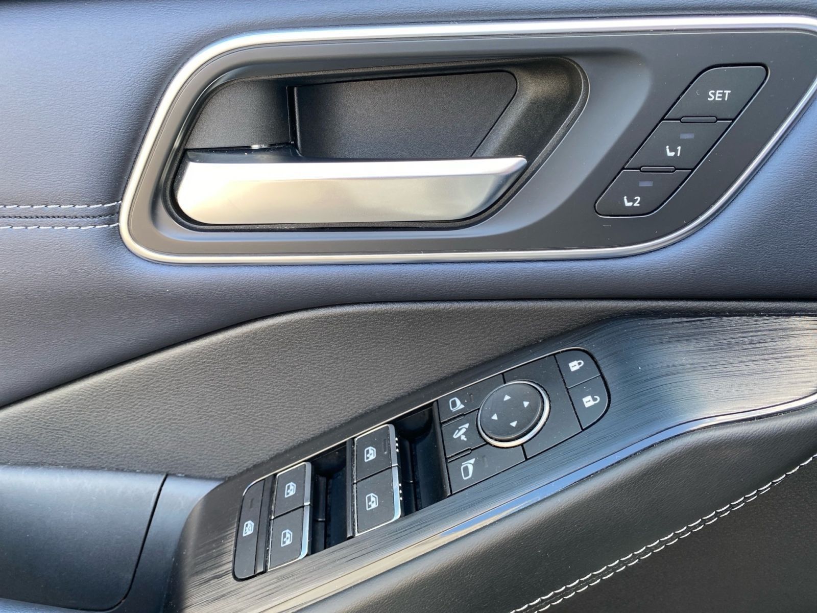 Fahrzeugabbildung Nissan Qashqai 1.3 DIG-T Automatik Tekna+ *Bose*Massage