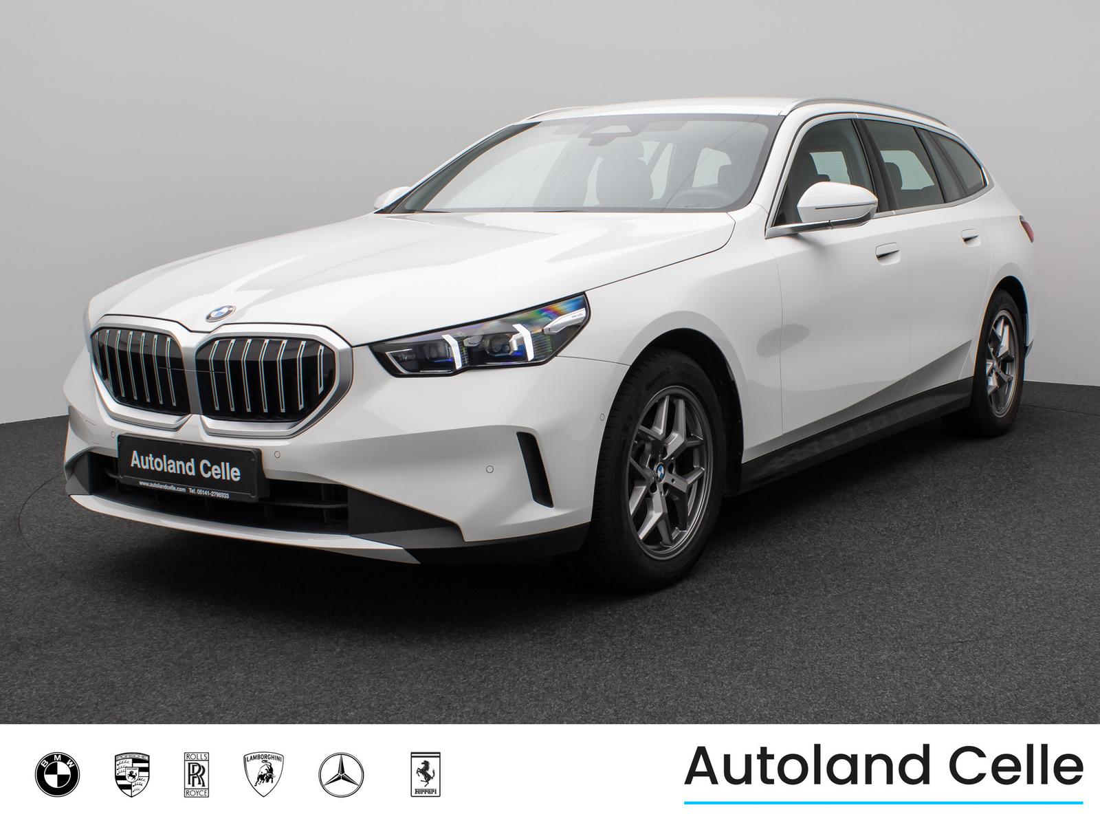 BMW 520d Kamera DAB Alarm Driving Assist Leder Sport