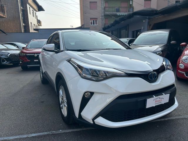 Toyota TOYOTA C-HR 1.8 Hybrid E-CVT Active