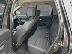 Fahrzeugabbildung Duster II Prestige Navi ACC DAB SHZ Rückfahrkam.