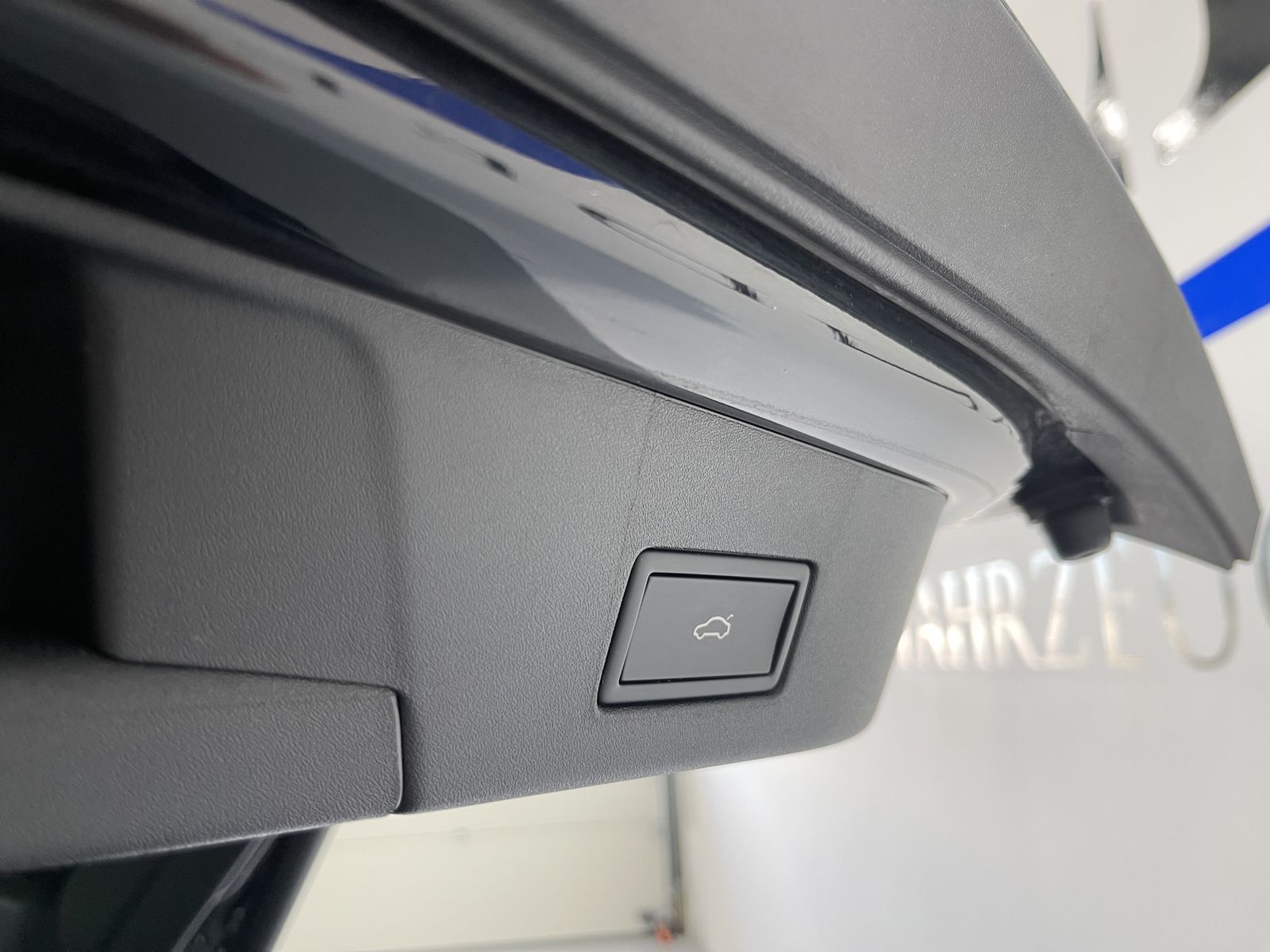 Fahrzeugabbildung Volkswagen ID.4 Pro Performance*LED-Matrix*Pano*Cam*HeadUp*