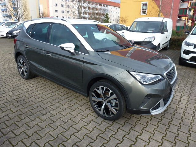 Fahrzeugabbildung SEAT Arona Xperience 1.0 TSI + SHZ + NAVI + LED