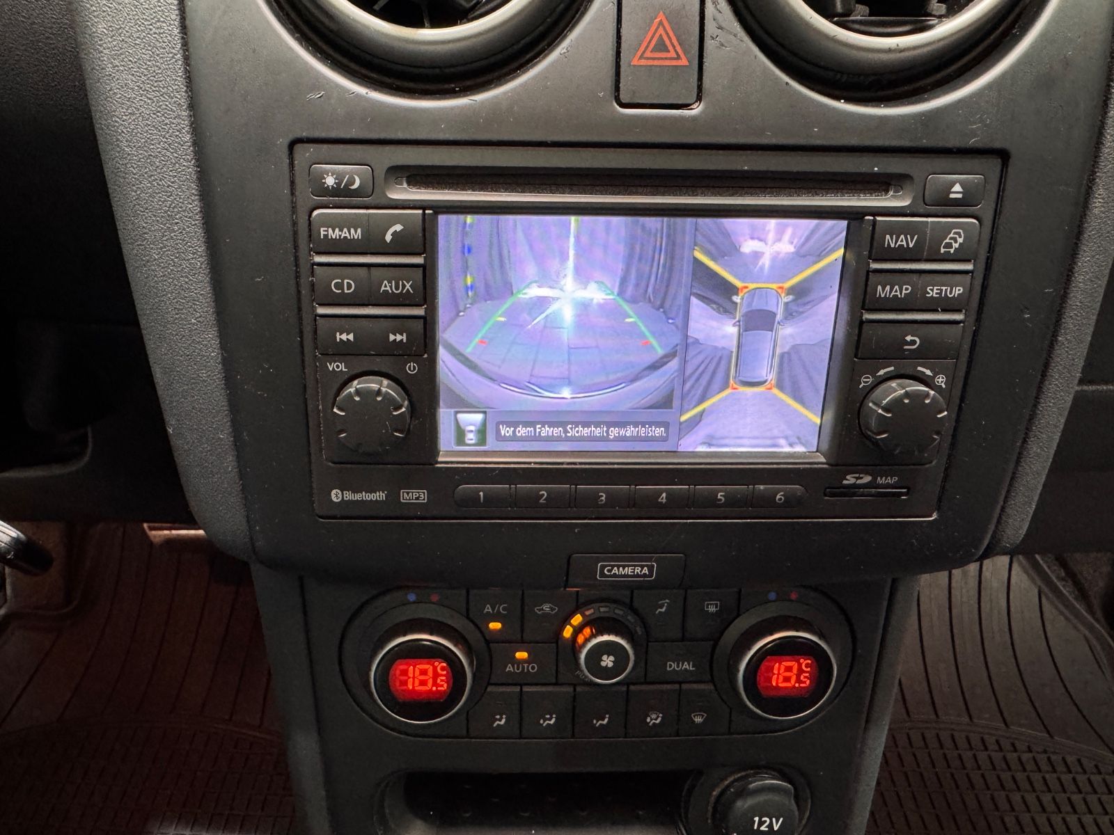 Fahrzeugabbildung Nissan Qashqai 360 4X4|AUTOMATIK|PANO|360KAMERA|NAVI|