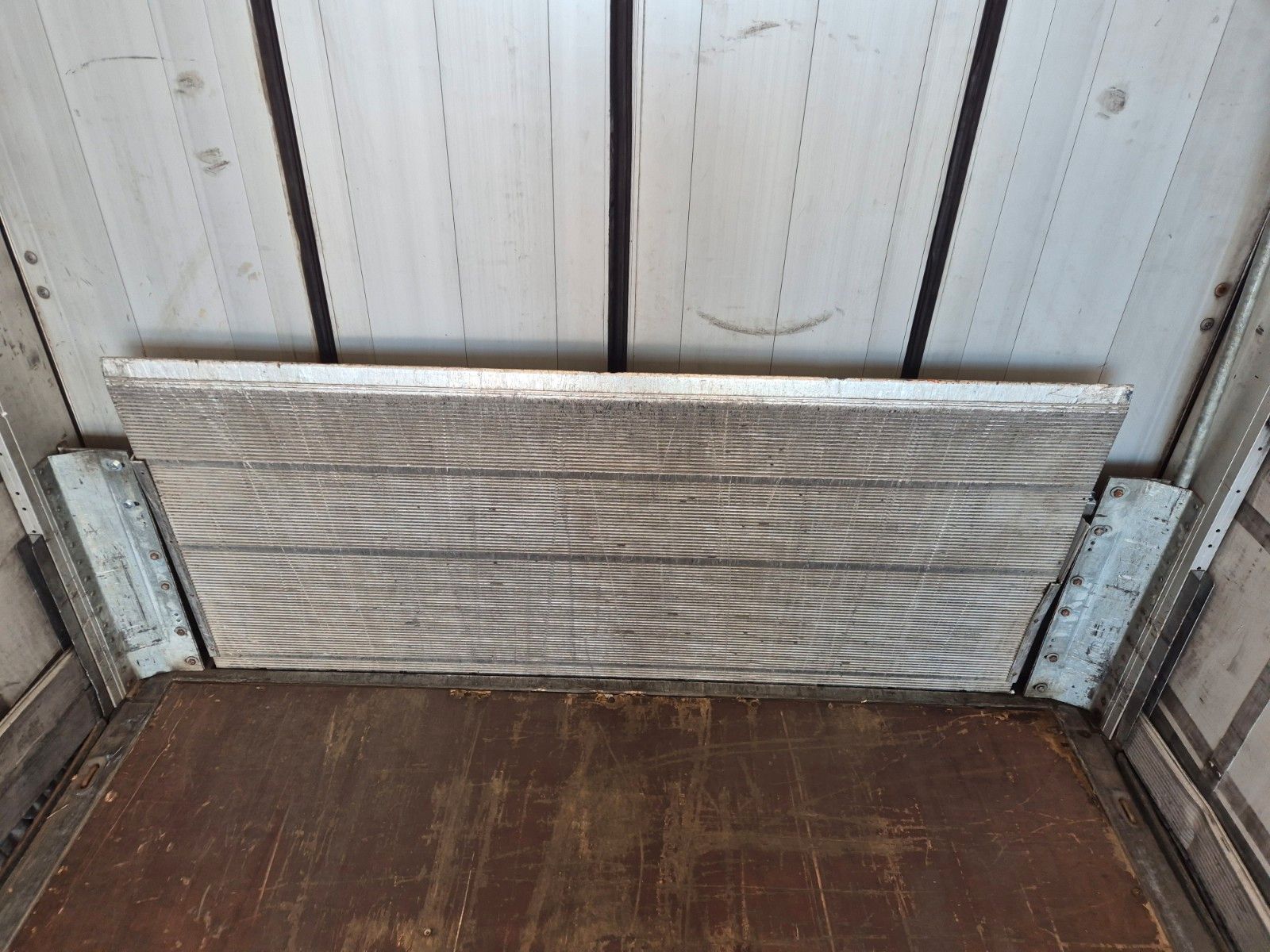 Fahrzeugabbildung Mercedes-Benz Actros 2545LnR 6x2 Retarder BigSpace PPC