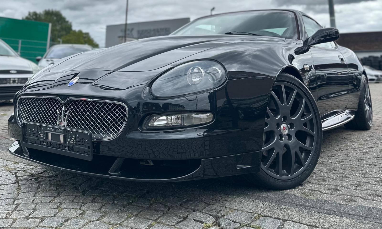 Maserati GRANSPORT*V8 COUPE*-1 J. GARANTIE- XENON-TEMPO