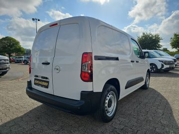 Bild 5 Opel Combo E Cargo Basis Musikstreaming DAB Verkehrsz