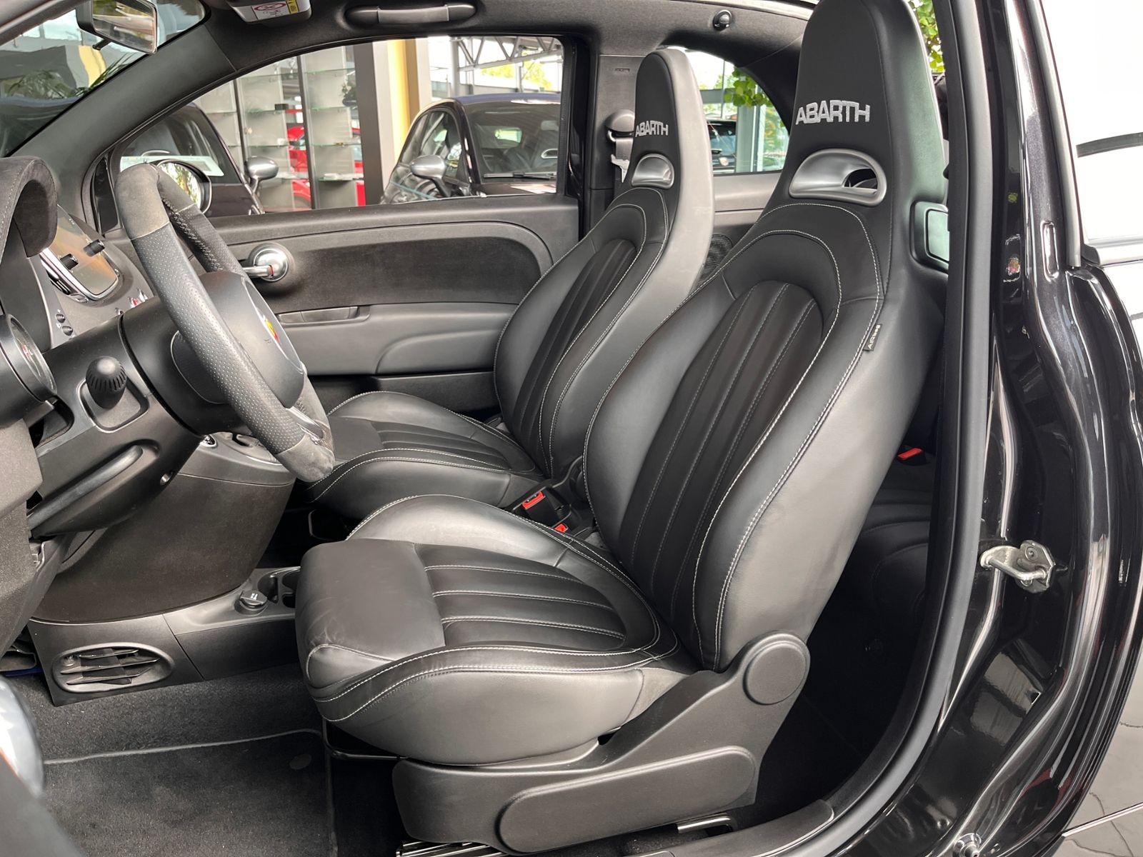 Fahrzeugabbildung Abarth 595C Competizione XENON NAVI ALU