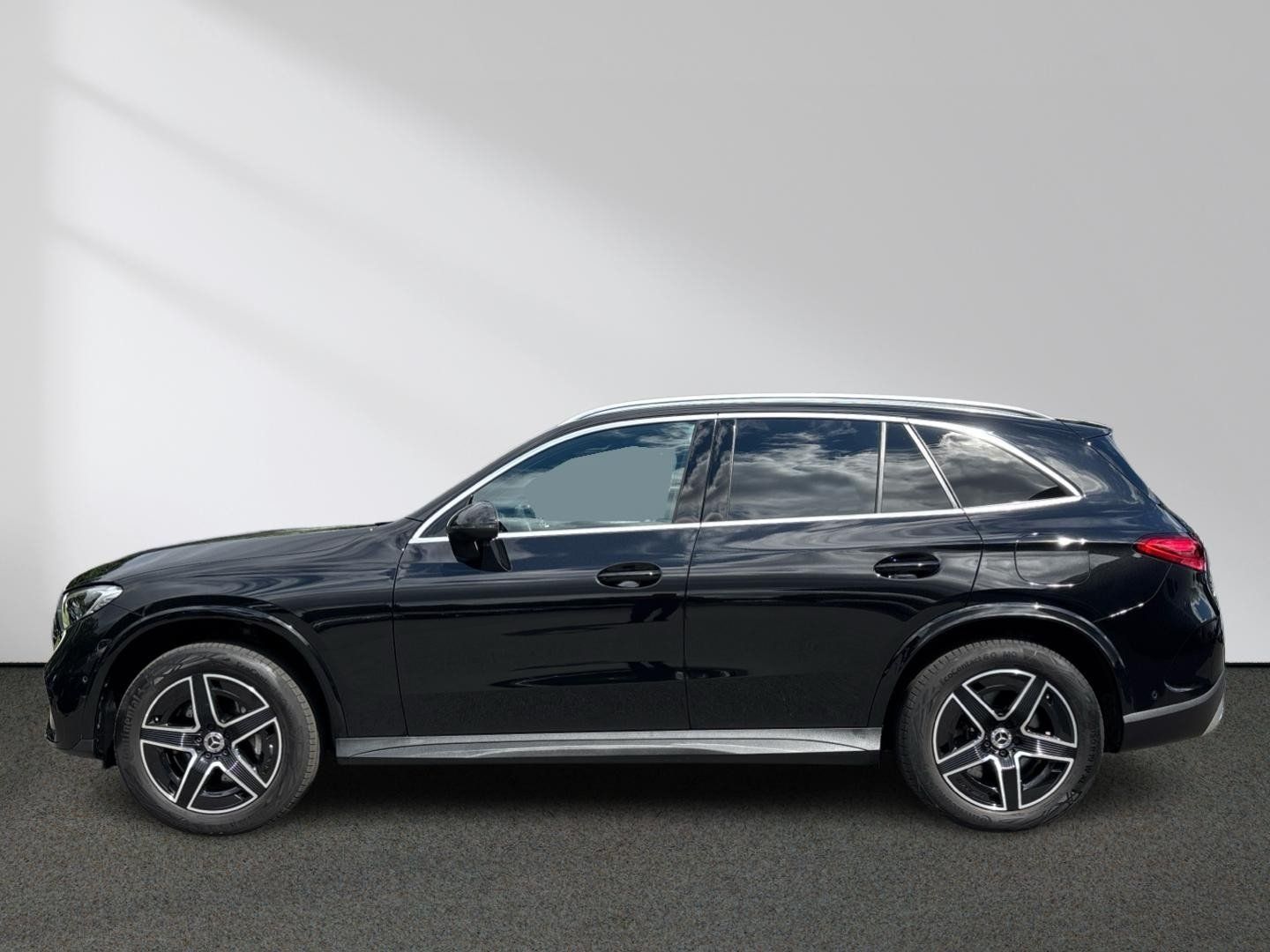 Mercedes-Benz GLC 300 e 4M AMG Distronic Ambiente CarPlay AHK foto 3