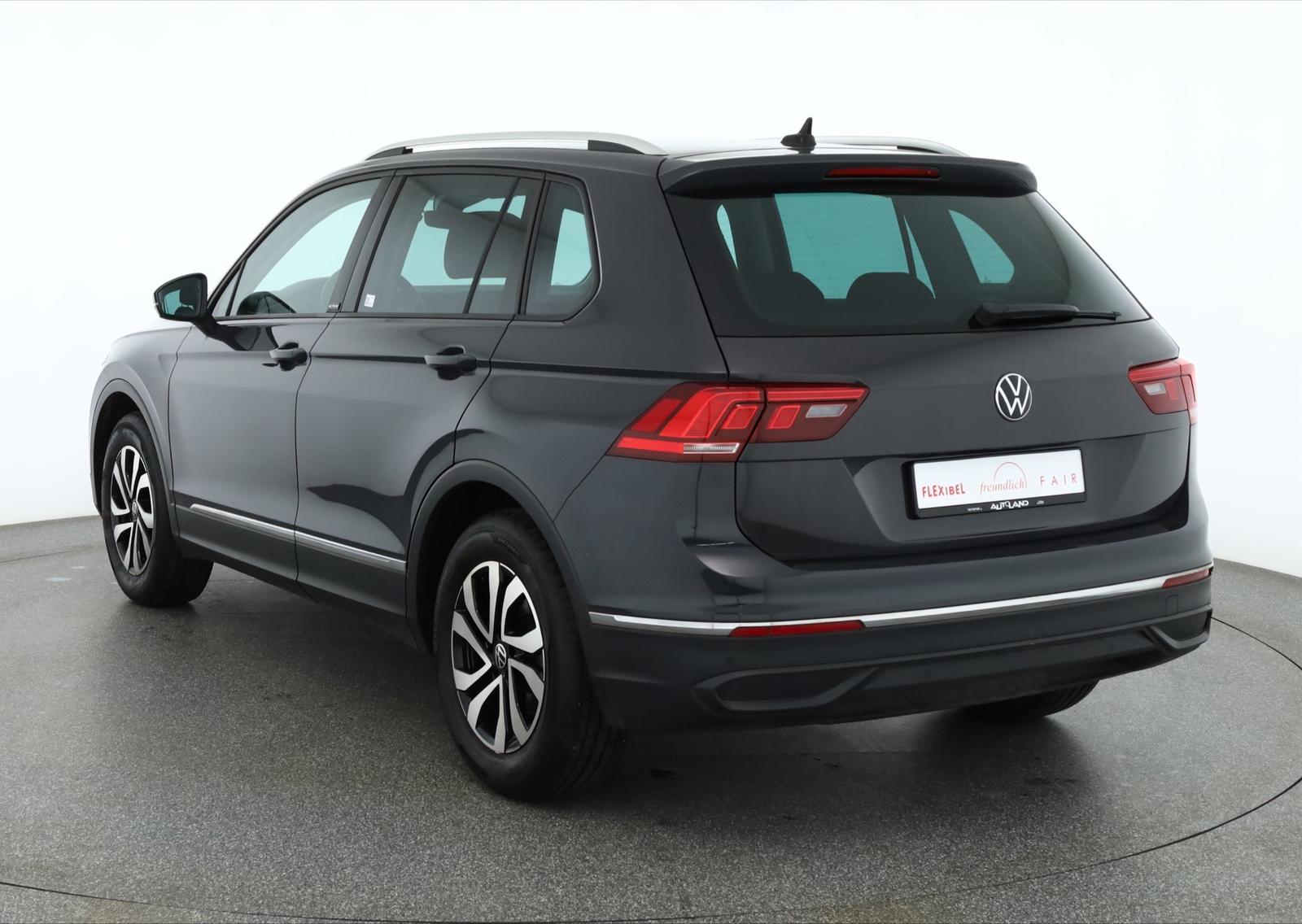 Volkswagen Tiguan 1.5 TSI LED ACC Navi Sitzheizung PDC AHK, миниатюра 3