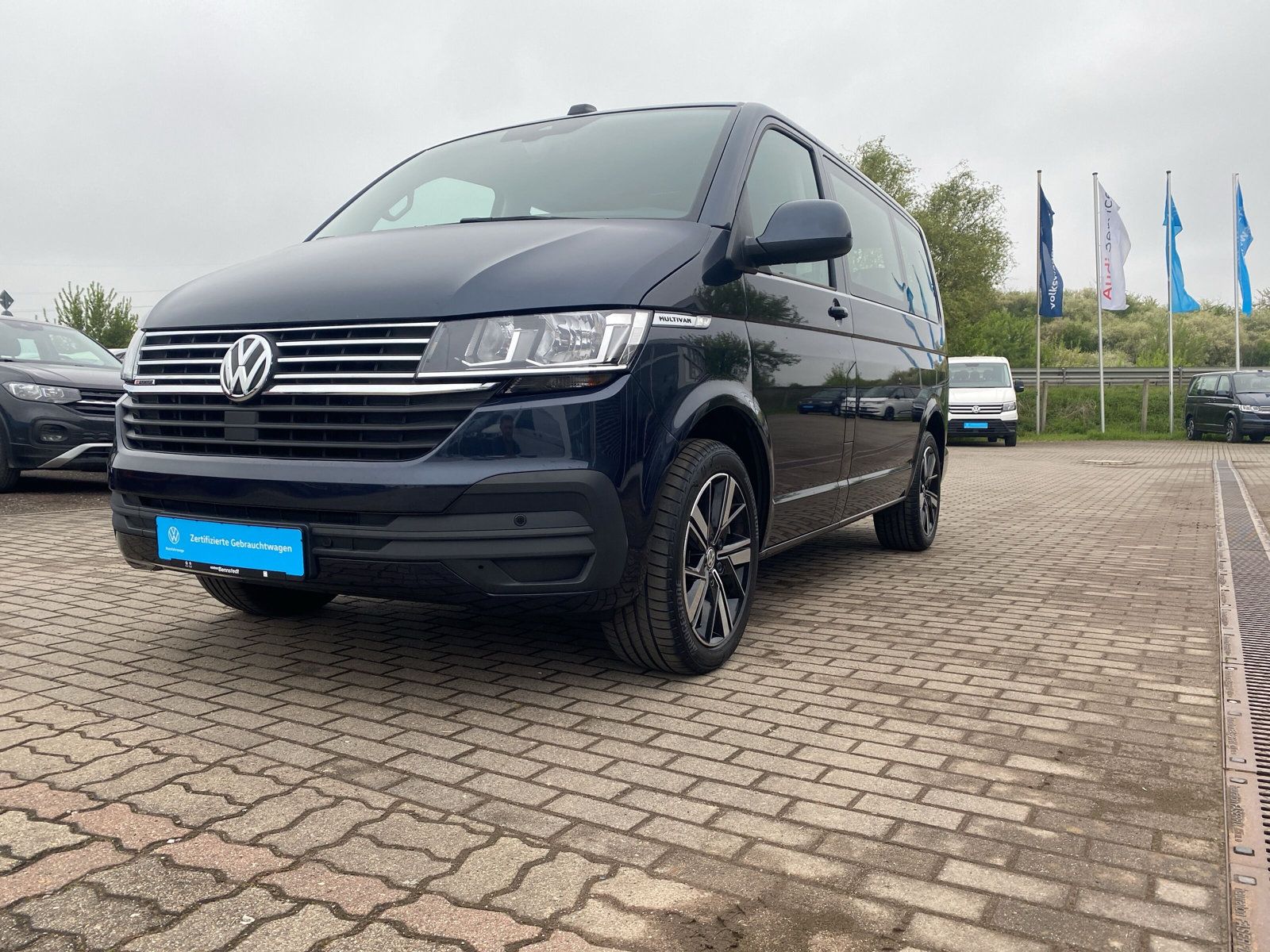 Fahrzeugabbildung Volkswagen T6 Multivan 2.0 TDI DSG 4M STANDHZG KAMERA DCC A