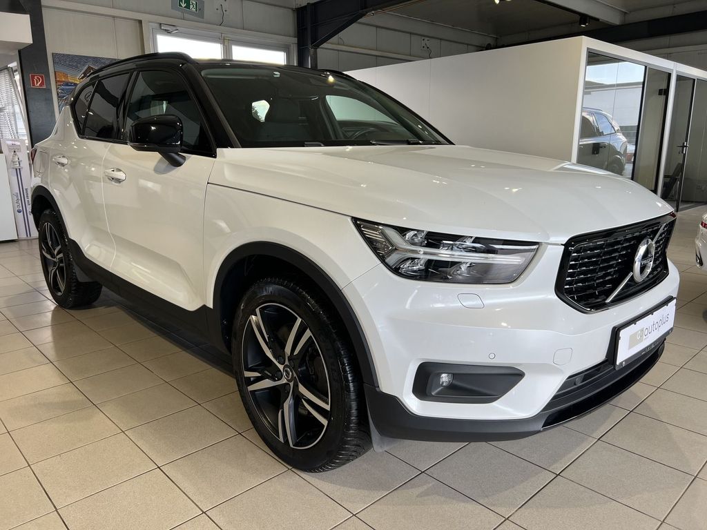 Volvo XC40 T5 R-Design Expression Recharge ACC BLIS