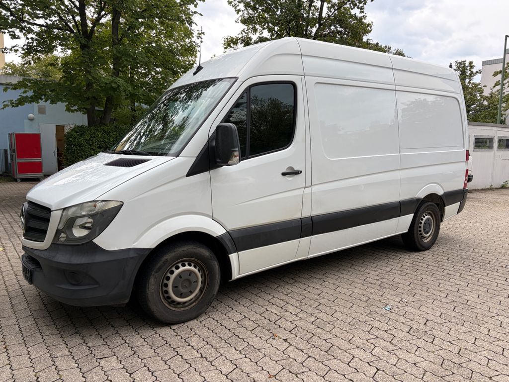 Image of Mercedes-Benz Sprinter