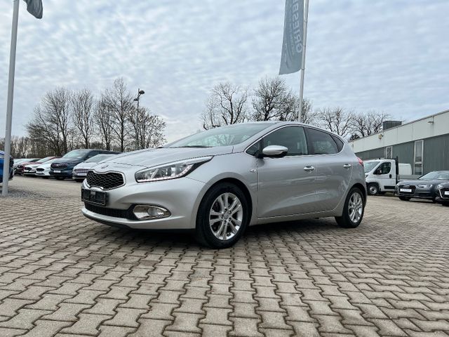 Kia cee'd 1.6 GDI Dream Team *Navi PDC Alu Kamera*