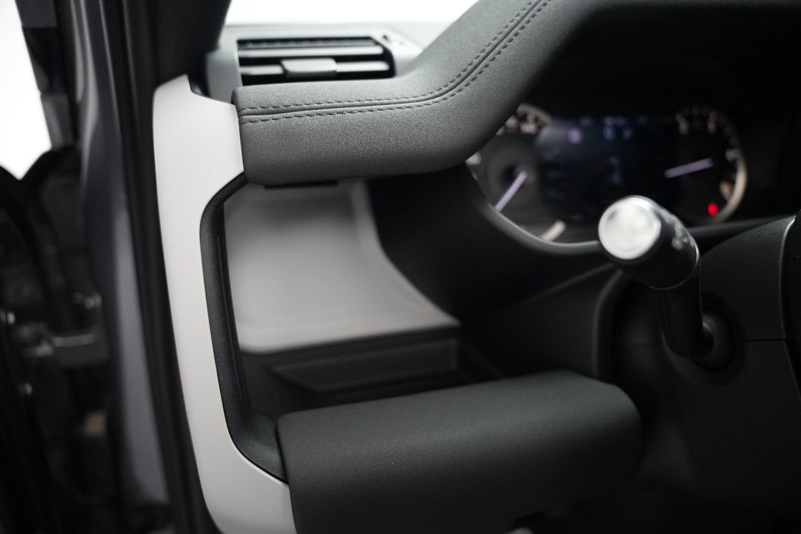 Fahrzeugabbildung Land Rover Defender 110 SE*Panorama*Meridian*360°KAM*Memory